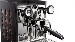 Rocket Appartamento TCA Schwarz / Kupfer Siebträgermaschine - Kaffeewelt