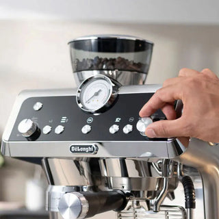 DeLonghi EC 9355.M Siebträger metall La Specialista Prestigio - Kaffeewelt